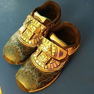 Stride Rite Star Wars shoes 2.5w